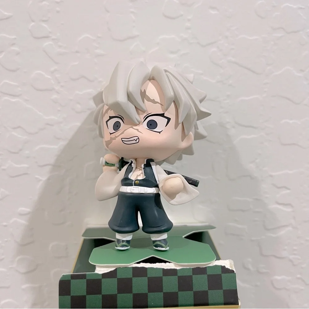 🌹 Pop Mart Anime Demon Slayer Sanemi Shinazugawa Figure
